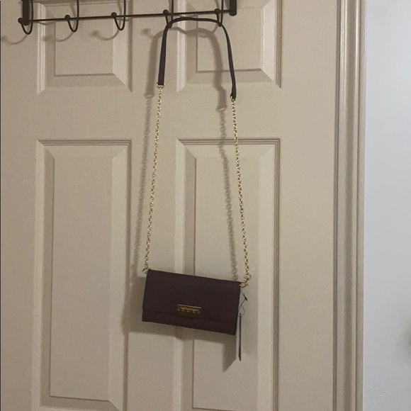 Purse - Picture 2 of 7